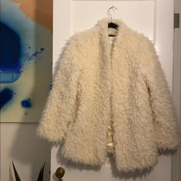 NWT Frame faux fur jacket off white - Picture 3 of 7